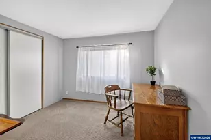 300 SE Lacreole Dr, Dallas, OR 97338 - Photo 18