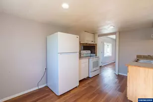 2400 SE Stratus Av, McMinnville, OR 97128 - Photo 8