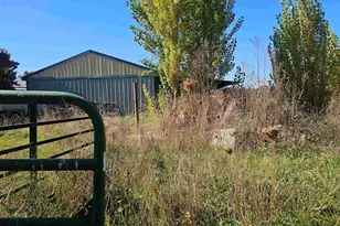 32697 S Meridian Rd, Woodburn, OR 97071 - Photo 28
