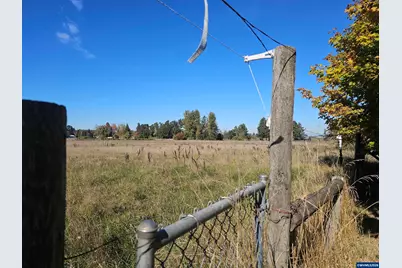 32697 S Meridian Rd, Woodburn, OR 97071 - Photo 44