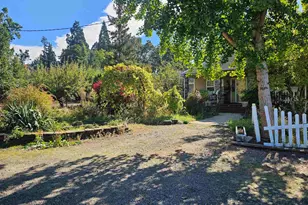 32697 S Meridian Rd, Woodburn, OR 97071 - Photo 6
