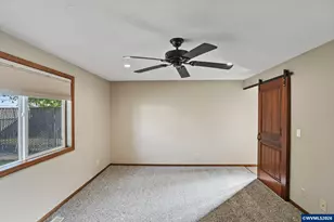 2323 Latona Dr NE, Salem, OR 97303 - Photo 34