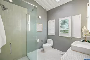 2525 Birdhill Dr S, Salem, OR 97302 - Photo 18