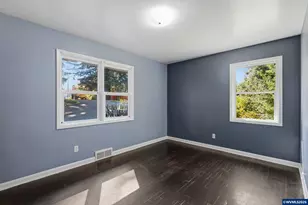 245 SW Linn Pl, Mill City, OR 97360 - Photo 20
