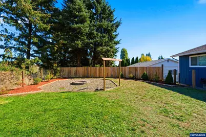 690 NE 5th St, Willamina, OR 97396 - Photo 30