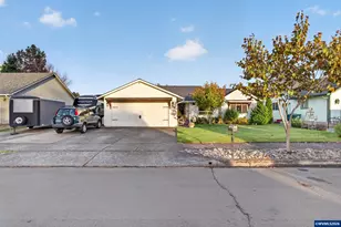 2076 Quail Run Ave, Stayton, OR 97383 - Photo 2