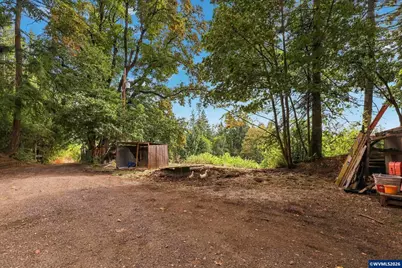 6596 River Rd S, Salem, OR 97306 - Photo 34