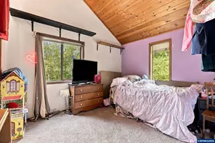 6596 River Rd S, Salem, OR 97306 - Photo 14