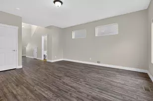 860 Wild Rose Ct, Independence, OR 97351 - Photo 6