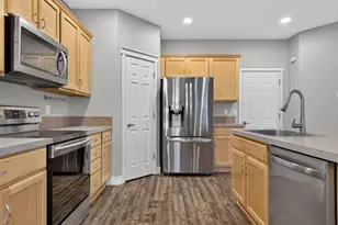 860 Wild Rose Ct, Independence, OR 97351 - Photo 12