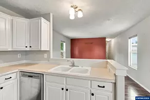11615 Bunting Ln NE, Aurora, OR 97002 - Photo 18