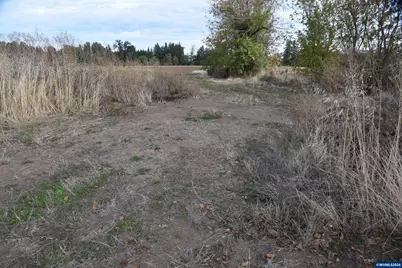 6617 Cascade Hwy NE, Silverton, OR 97381 - Photo 8