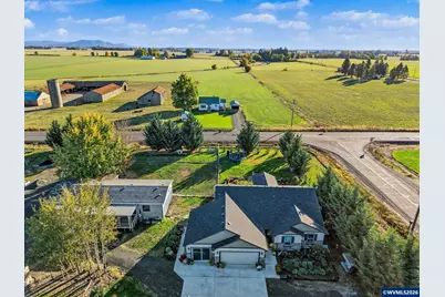 35447 Knox Butte Rd E, Albany, OR 97322 - Photo 2