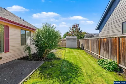 559 SE Syron St, Dallas, OR 97338 - Photo 24