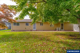 1026 Royalty Dr NE, Salem, OR 97301 - Photo 38
