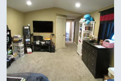360 Cindy Ln NW, Mount Angel, OR 97362 - Photo 20