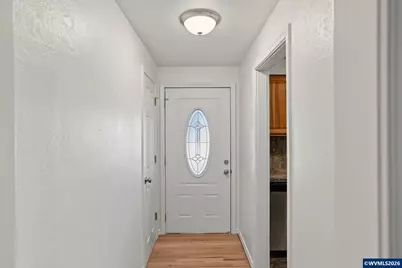 161 N 7th St, Jefferson, OR 97352 - Photo 4
