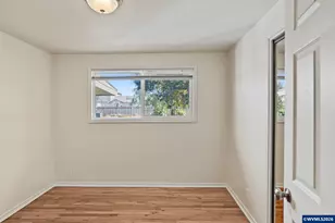 161 N 7th St, Jefferson, OR 97352 - Photo 20