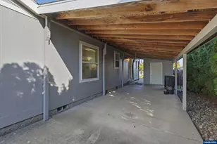 20920 Feller St NE, Donald, OR 97020 - Photo 24