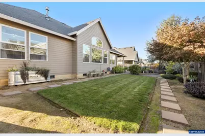 20756 Yukon St NE, Aurora, OR 97002 - Photo 32