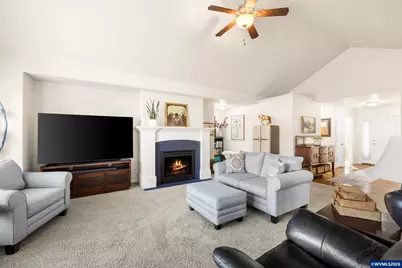 20756 Yukon St NE, Aurora, OR 97002 - Photo 10