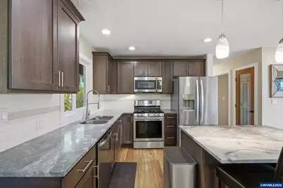 1001 Murlark Av NW, Salem, OR 97304 - Photo 14