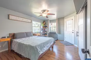 3923 Willamette Ave SE, Albany, OR 97322 - Photo 6
