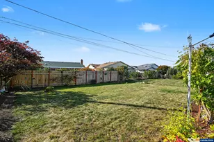 1306 Hampton Way, Woodburn, OR 97071 - Photo 30