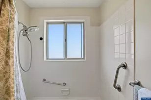 1306 Hampton Way, Woodburn, OR 97071 - Photo 24