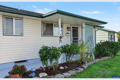 1306 Hampton Wy, Woodburn, OR 97071 - Photo 4