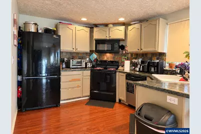 1100 SE Lincoln Ct, Aumsville, OR 97325 - Photo 6