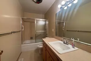 1590 Astor Way, Woodburn, OR 97071 - Photo 10