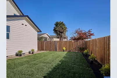 1040 2nd St, Gervais, OR 97026 - Photo 32