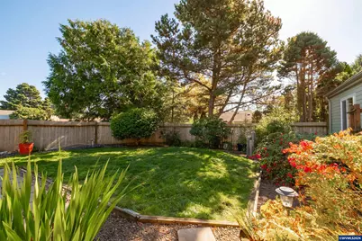 1410 SW Forest Pkw, Waldport, OR 97394 - Photo 4