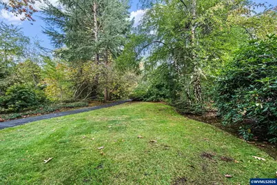 1143 Cayuse Cir SE, Salem, OR 97306 - Photo 12