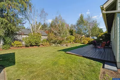 1481 E Burnett St, Stayton, OR 97383 - Photo 38