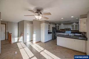 10565 Parrish Gap Rd SE, Turner, OR 97392 - Photo 16
