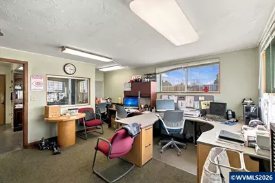 703 Water Av NE, Albany, OR 97321 - Photo 24
