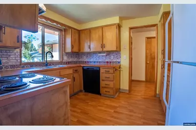 1742 Raywanda Ct NE, Salem, OR 97301 - Photo 38