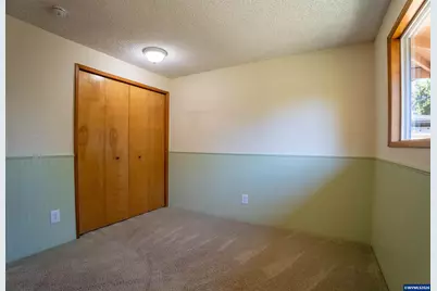 1742 Raywanda Ct NE, Salem, OR 97301 - Photo 16