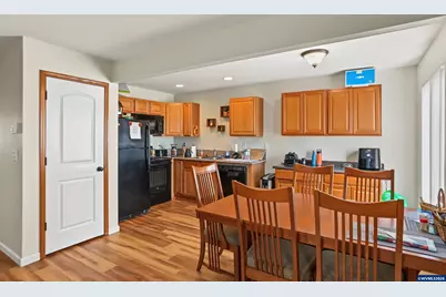 455 W Washington St, Stayton, OR 97383 - Photo 28