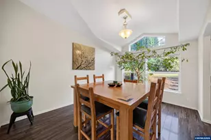 13105 Mountain View Ln SE, Turner, OR 97392 - Photo 10