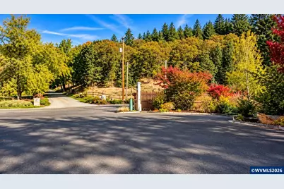 10646 Sunnyside Rd SE, Jefferson, OR 97352 - Photo 6