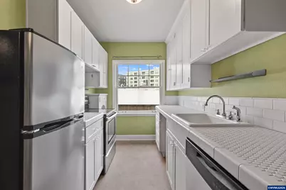 711 NE Randall #301 Av, Portland, OR 97232 - Photo 12