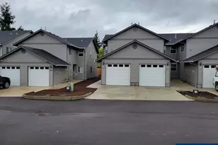 3784 Peter Ln NE, Salem, OR 97305 - Photo 1