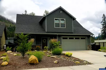 305 Janice Ct, Detroit, OR 97342 - Photo 1