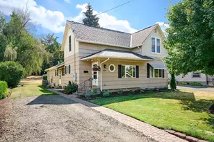 328 Mill St, Silverton, OR 97381 - Photo 1