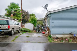 1530 Tamarack St, Sweet Home, OR 97386 - Photo 1