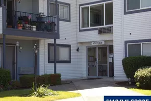 950 Evergreen Rd, Woodburn, OR 97071 - Photo 1