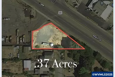 225 Main St, Sweet Home, OR 97386 - Photo 1